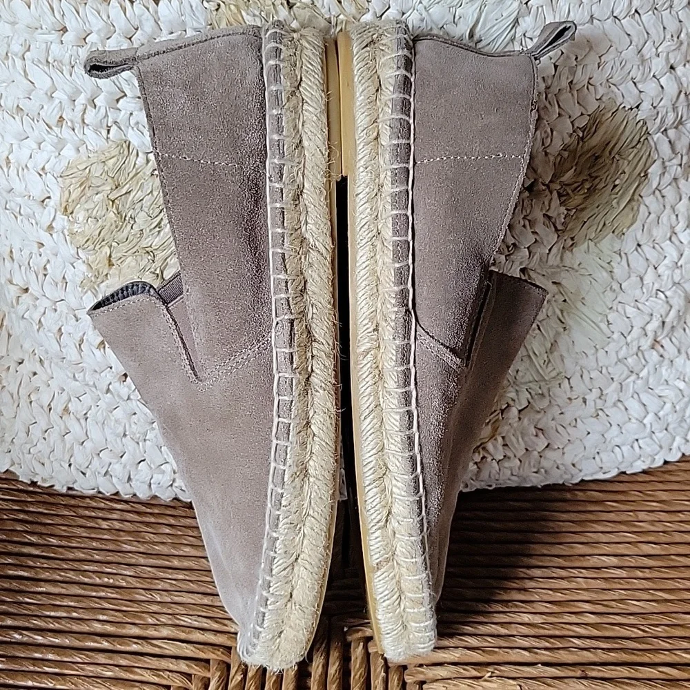 Vince Robin Espadrille Taupe Suede Flat Loafers, size 5M